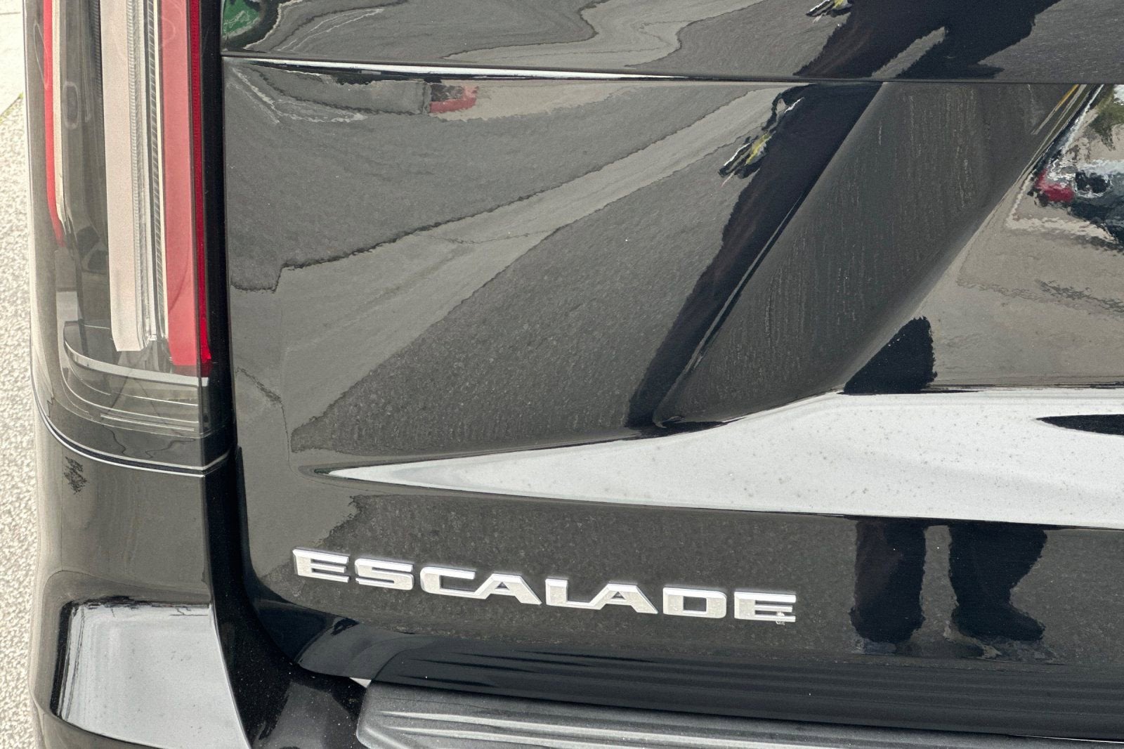 2023 Cadillac Escalade ESV Premium Luxury