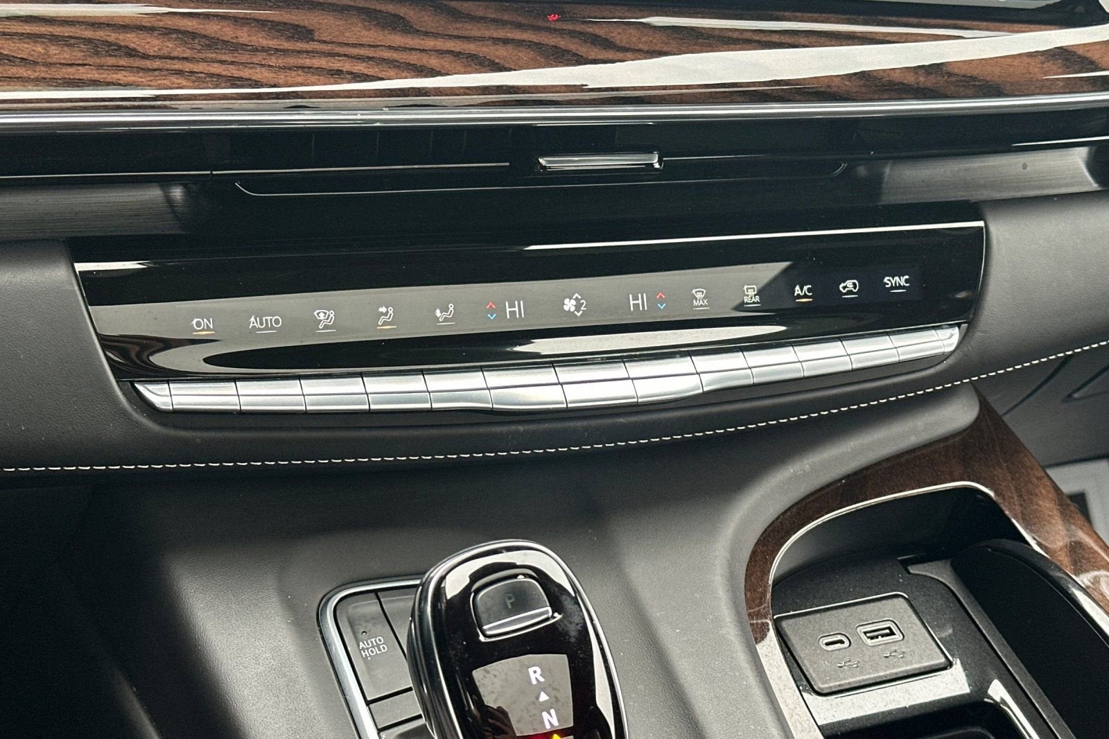 2023 Cadillac Escalade ESV Sport Platinum