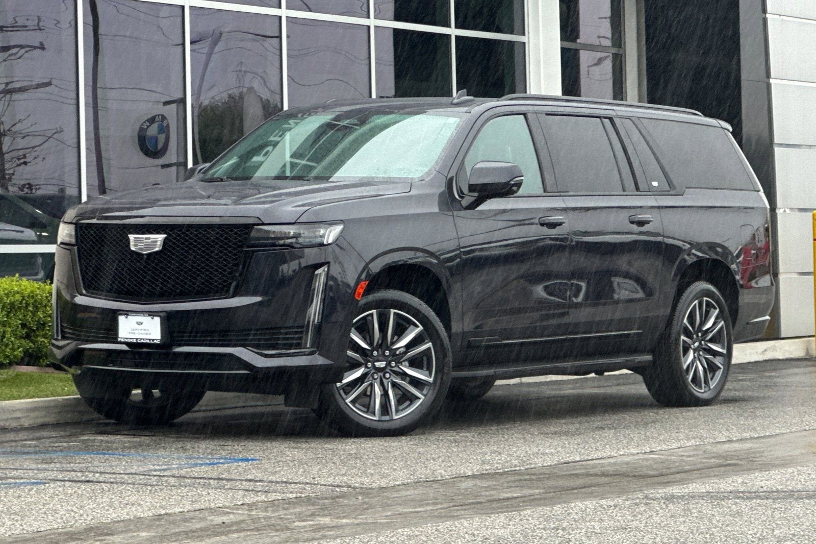 2023 Cadillac Escalade ESV Sport Platinum