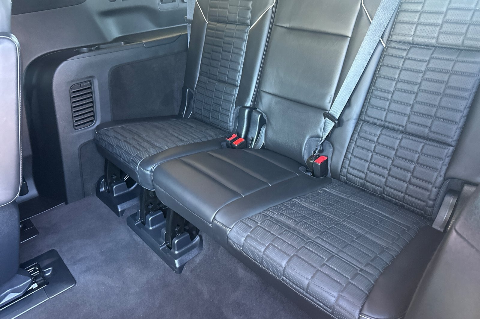 2023 Cadillac Escalade ESV Sport Platinum