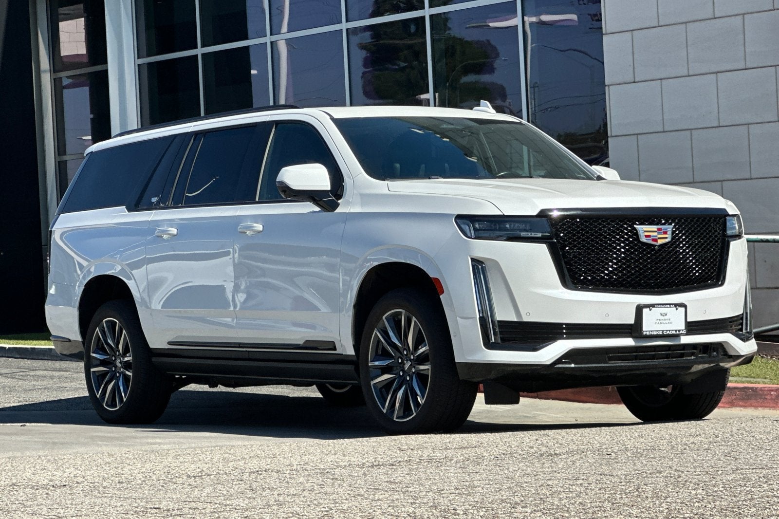 2023 Cadillac Escalade ESV Sport Platinum