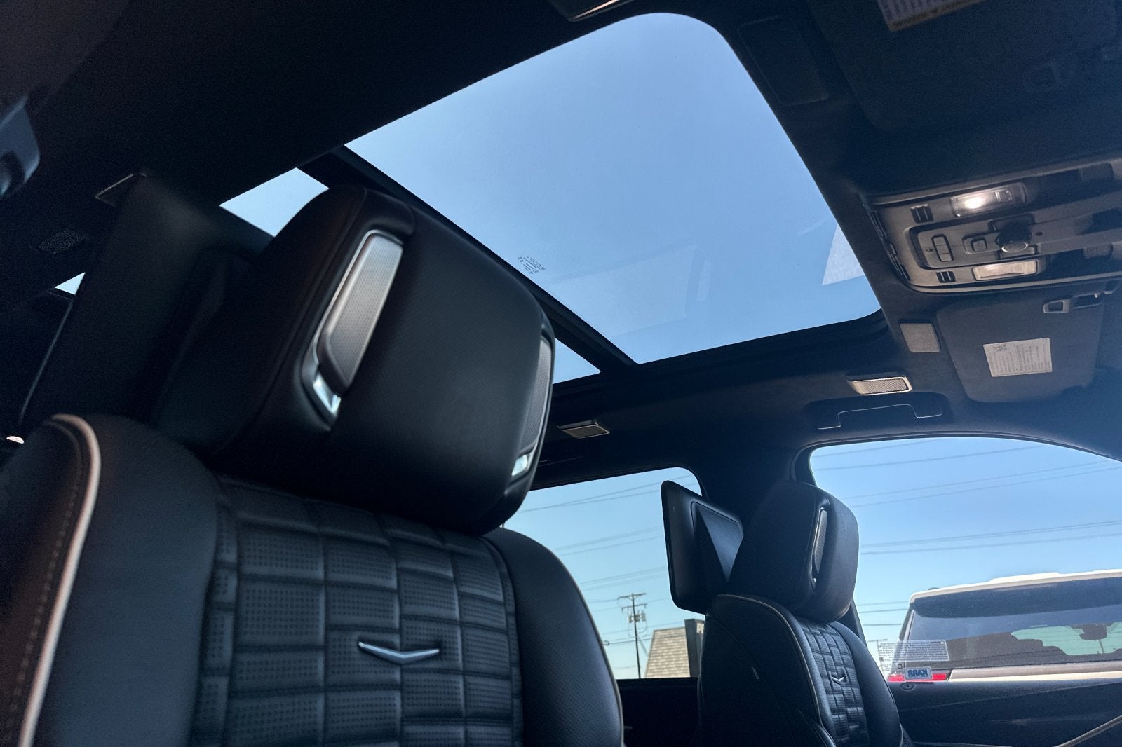 2023 Cadillac Escalade ESV Sport Platinum