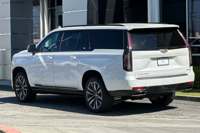 2023 Cadillac Escalade ESV Sport Platinum
