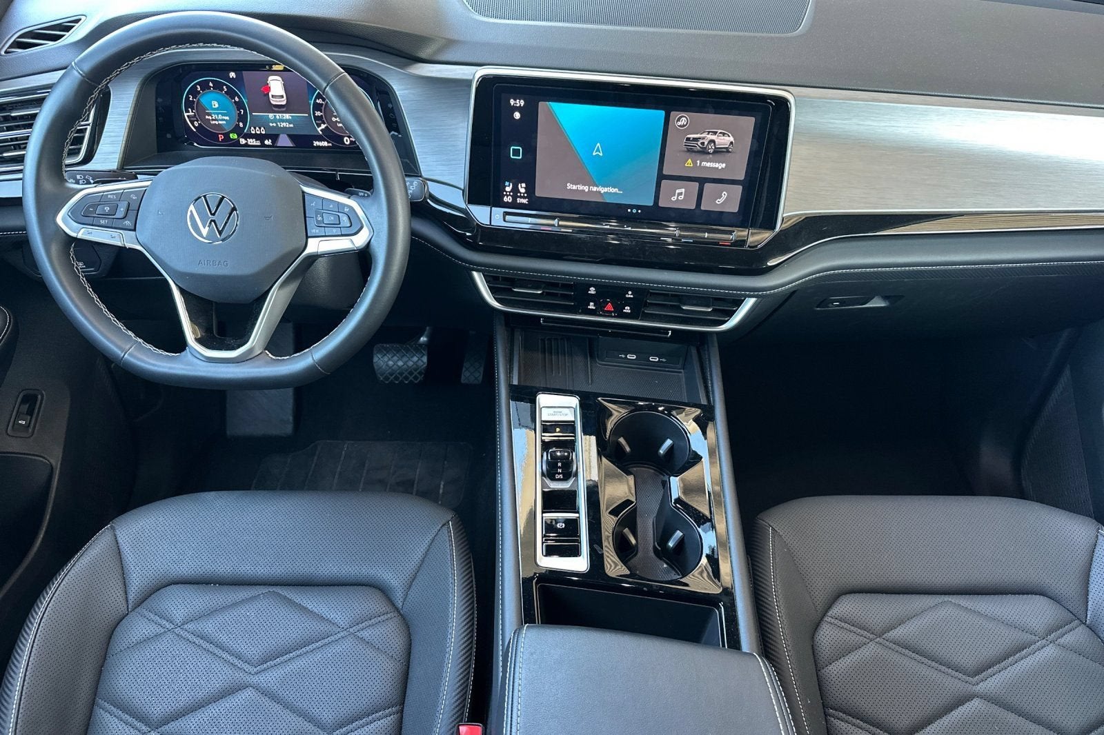 2025 Volkswagen Atlas Cross Sport 2.0T SE w/Technology
