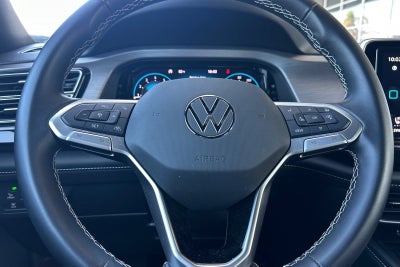 2025 Volkswagen Atlas Cross Sport 2.0T SE w/Technology