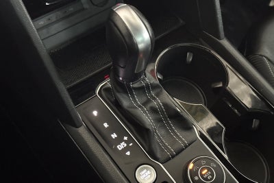 2022 Volkswagen Atlas Cross Sport 3.6L V6 SEL R-Line