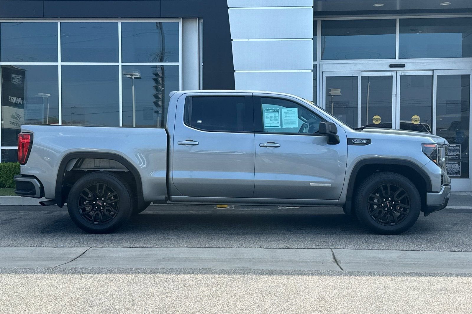 2023 GMC Sierra 1500 Elevation
