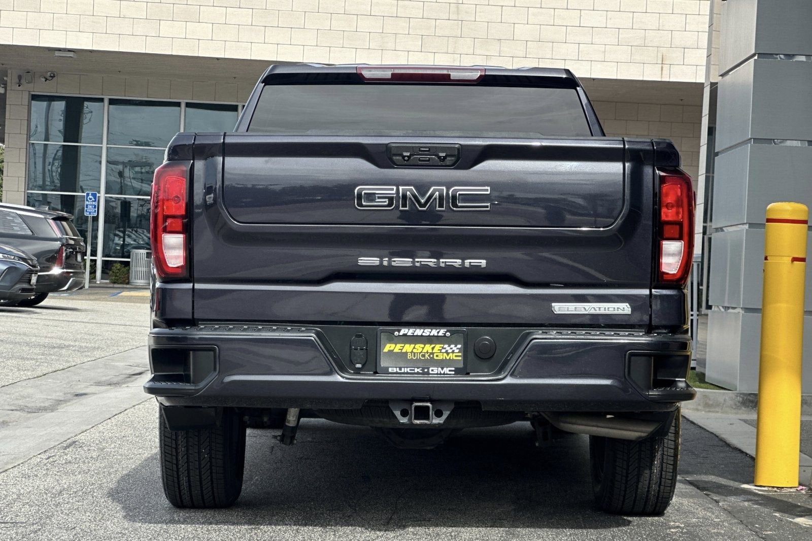 2022 GMC Sierra 1500 Elevation