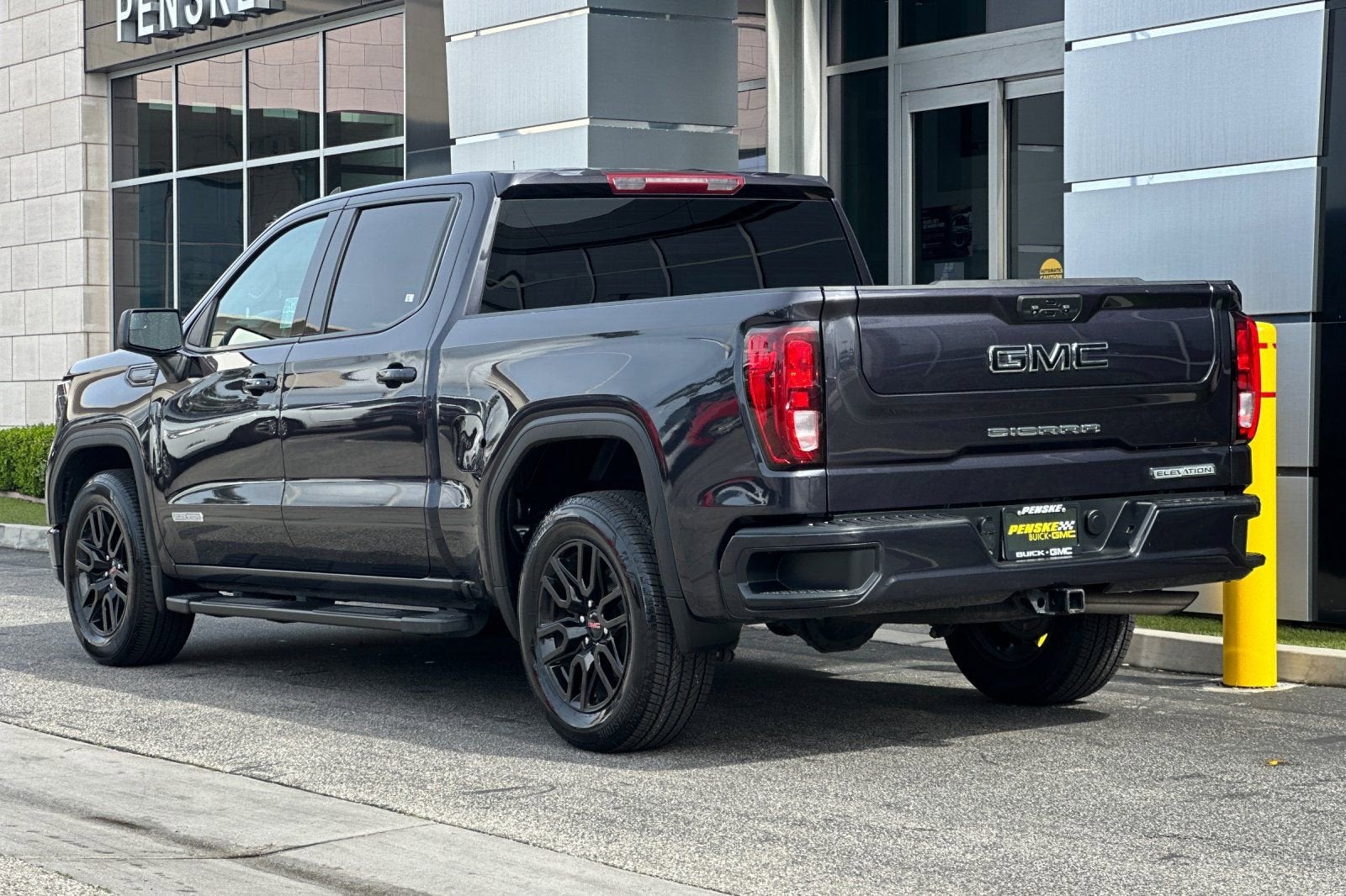 2022 GMC Sierra 1500 Elevation