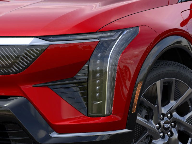 2025 Cadillac OPTIQ Luxury 1