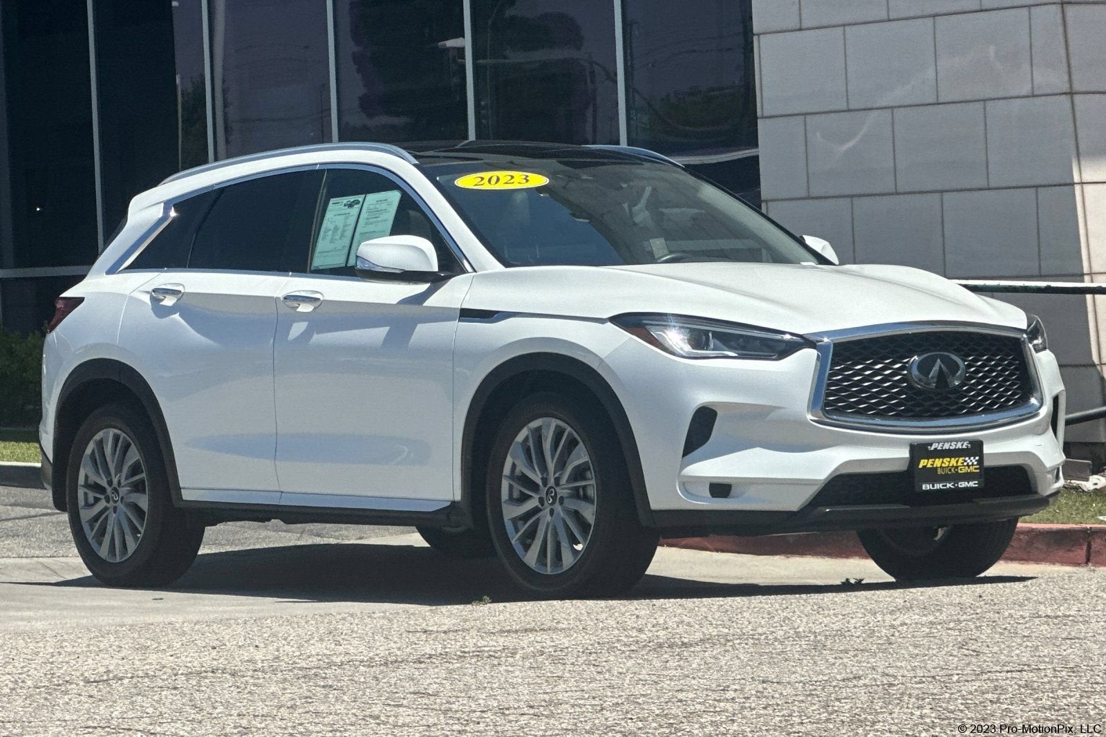 2023 INFINITI QX50 LUXE