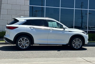 2023 INFINITI QX50 LUXE