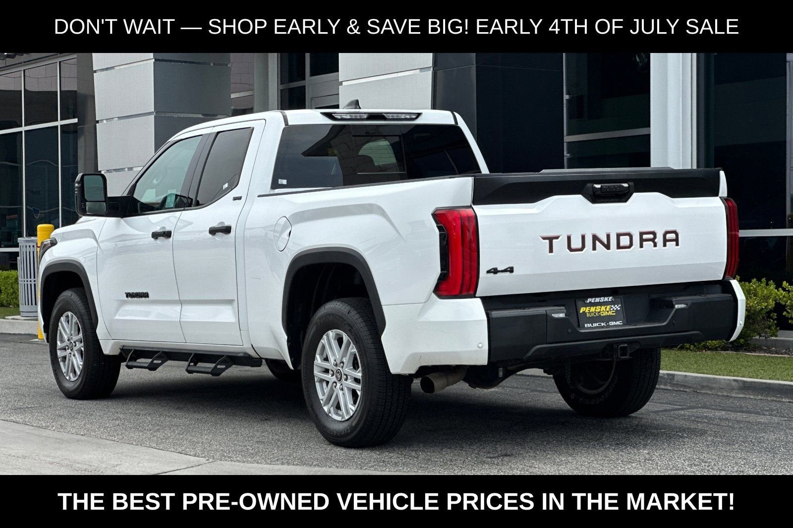 2022 Toyota Tundra 4WD SR5