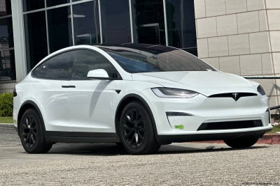 2023 Tesla Model X Base