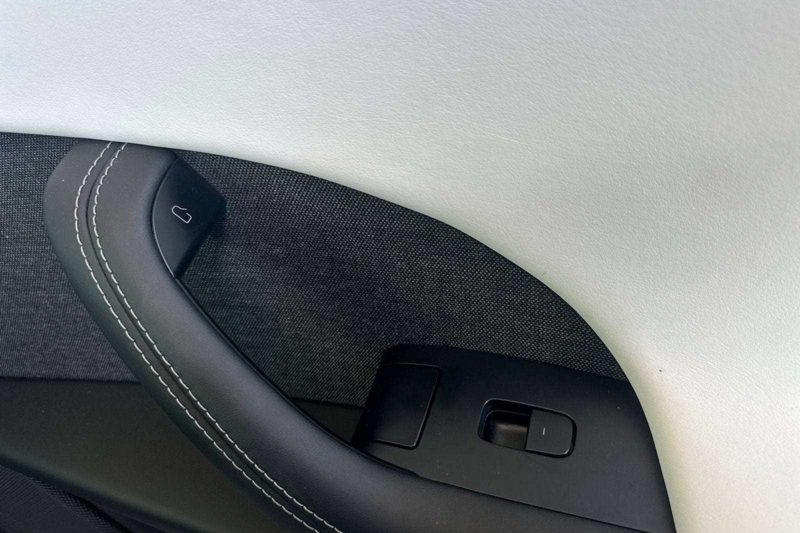2023 Tesla Model X Base