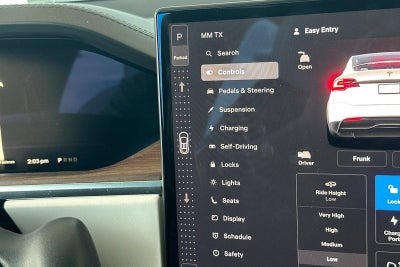 2023 Tesla Model X Base