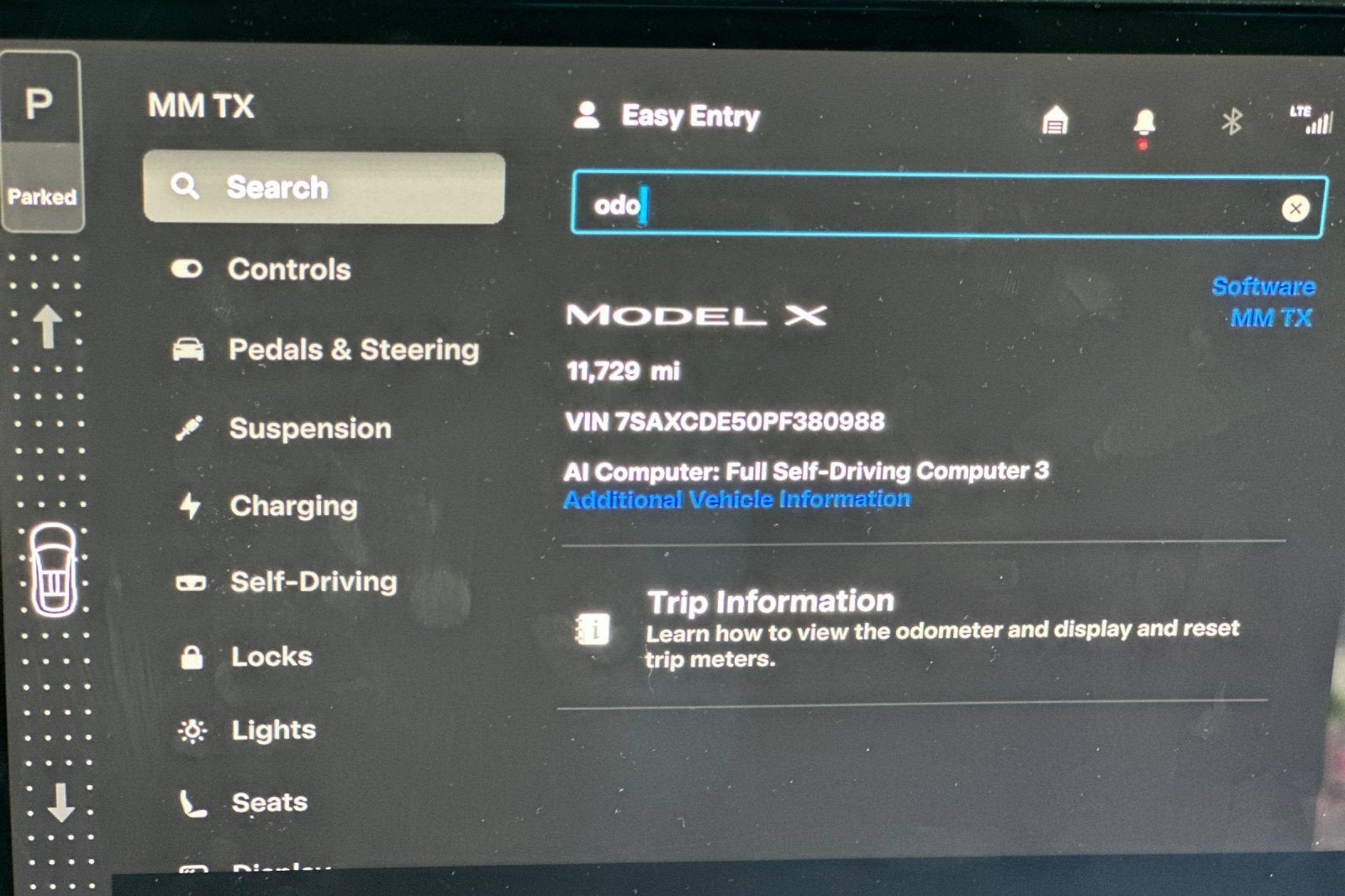 2023 Tesla Model X Base