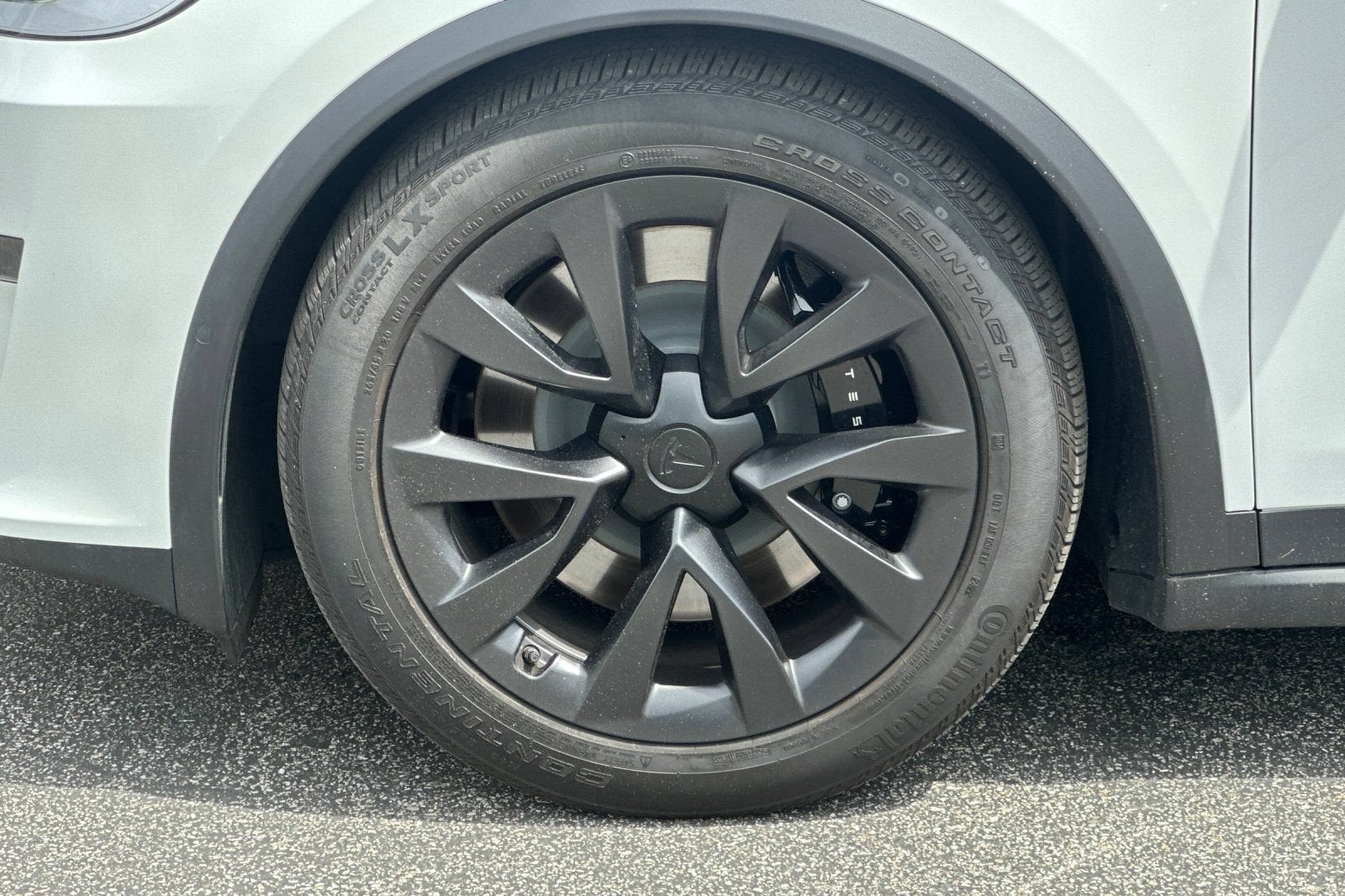 2023 Tesla Model X Base