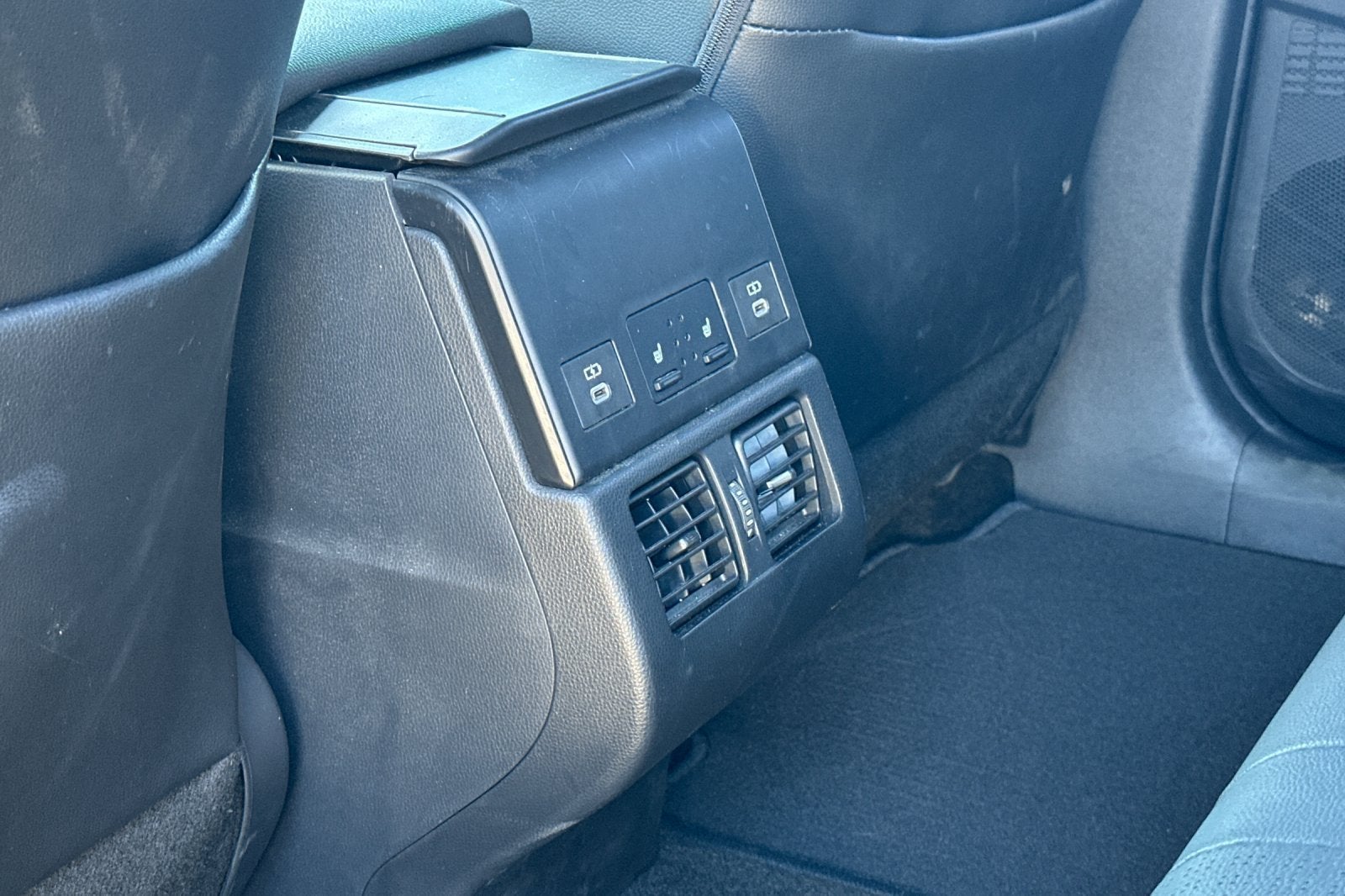 2025 Subaru Solterra Limited