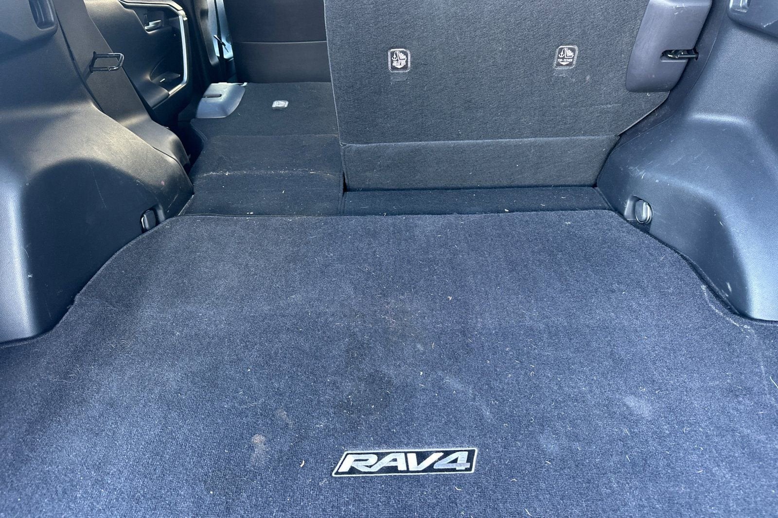 2019 Toyota RAV4 Hybrid XSE