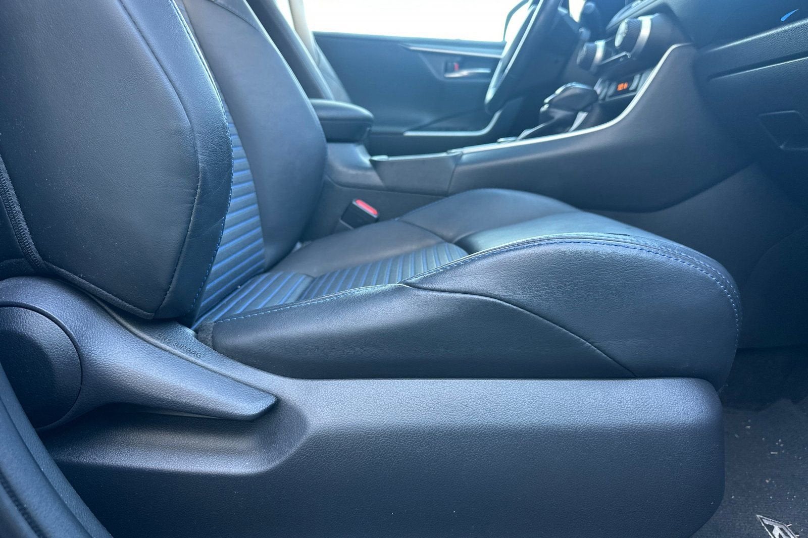 2019 Toyota RAV4 Hybrid XSE