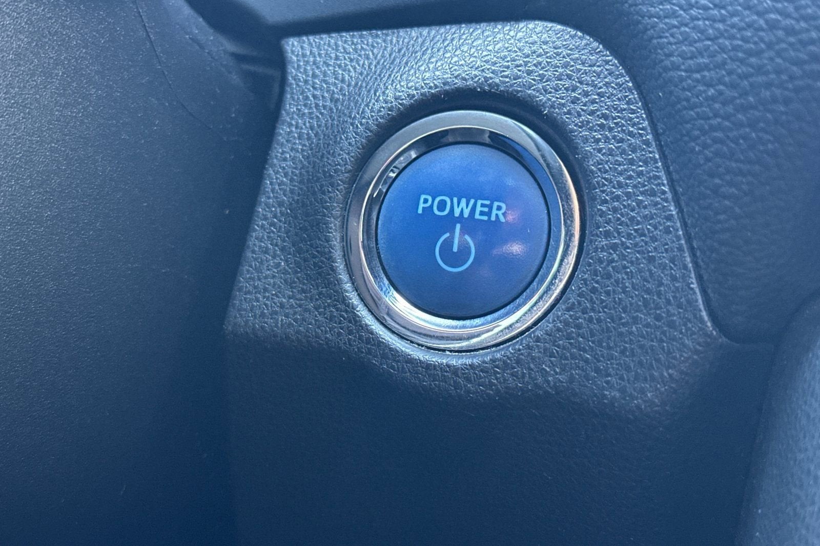 2019 Toyota RAV4 Hybrid XSE