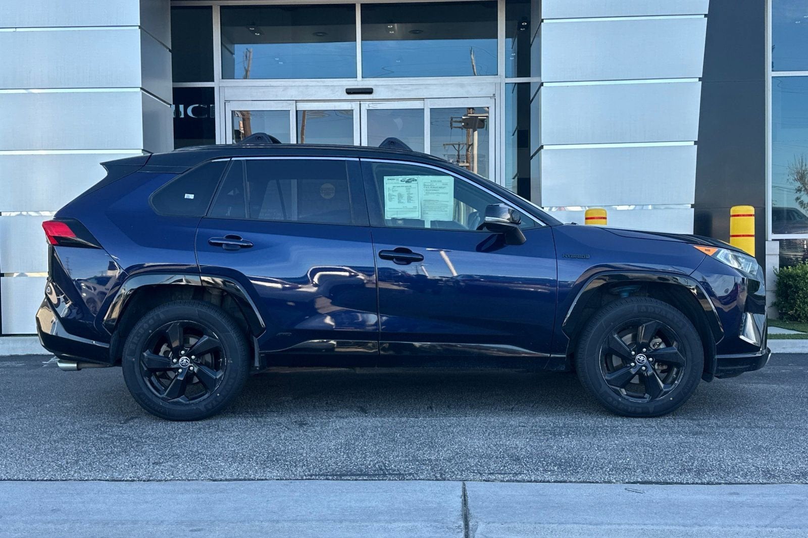 2019 Toyota RAV4 Hybrid XSE