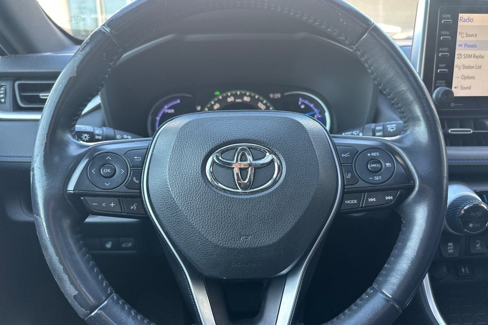 2019 Toyota RAV4 Hybrid XSE