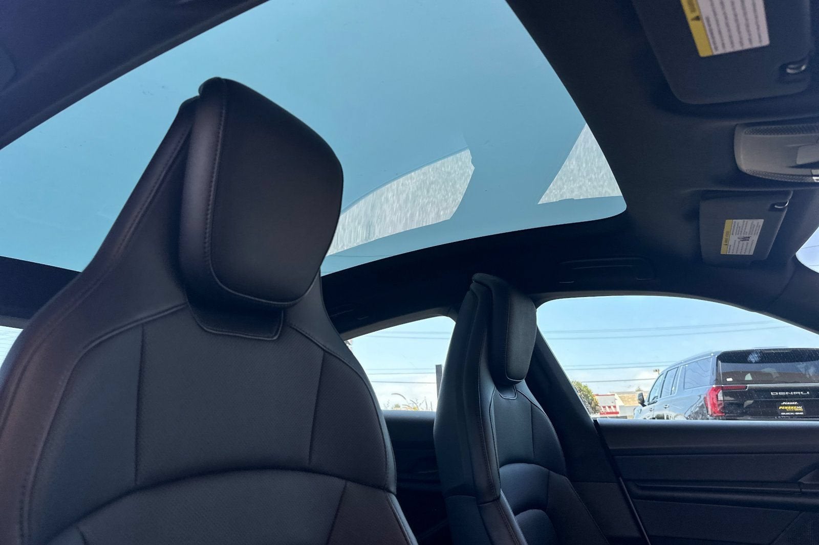 2023 Porsche Taycan Base