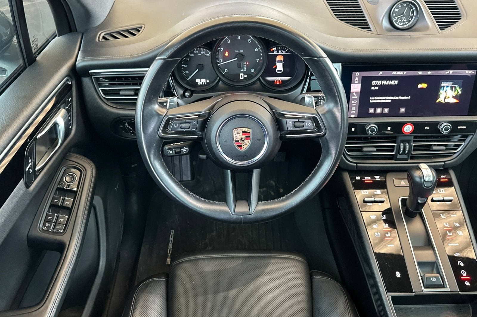 2024 Porsche Macan Base - Photo 17