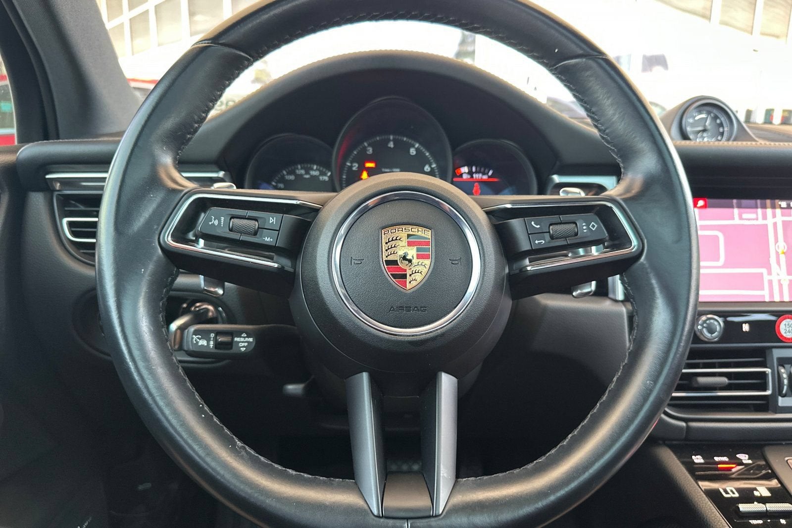 2024 Porsche Macan Base - Photo 32