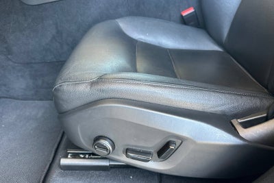 2024 Volvo XC60 Core Dark Theme