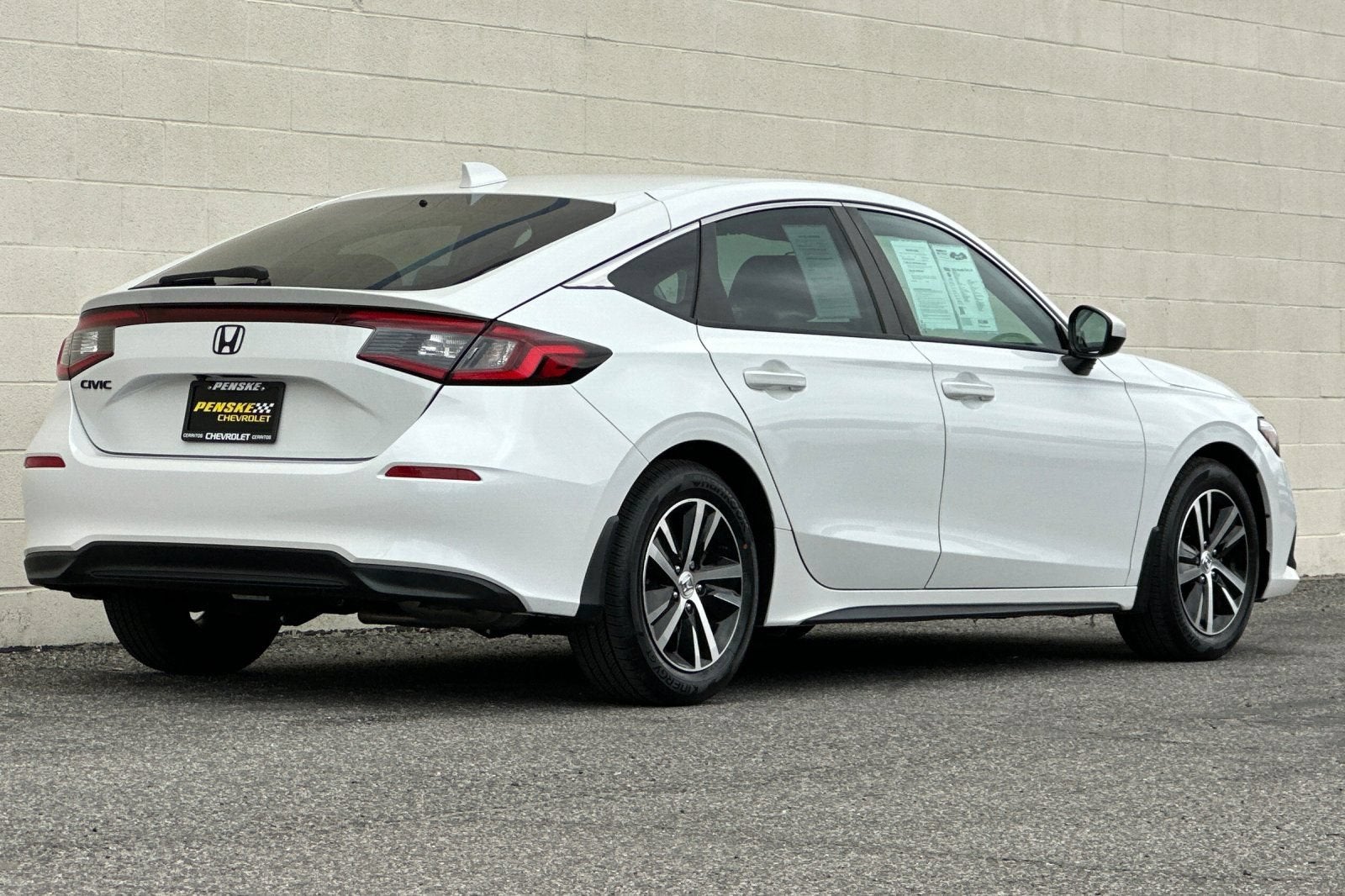 2023 Honda Civic Hatchback LX