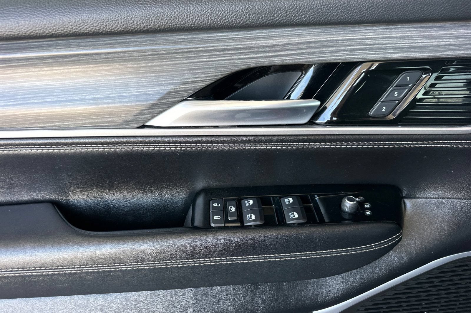 2024 Jeep Wagoneer L Series II