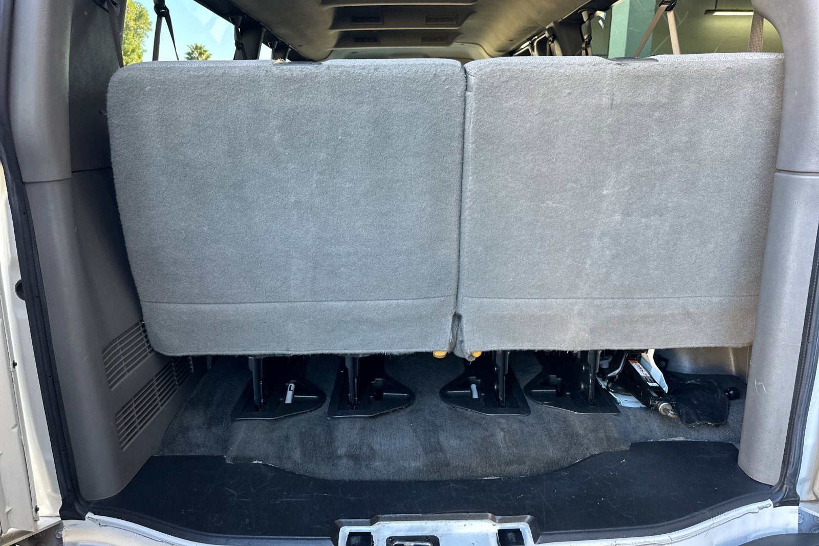 2019 Chevrolet Express Passenger 3500 LT