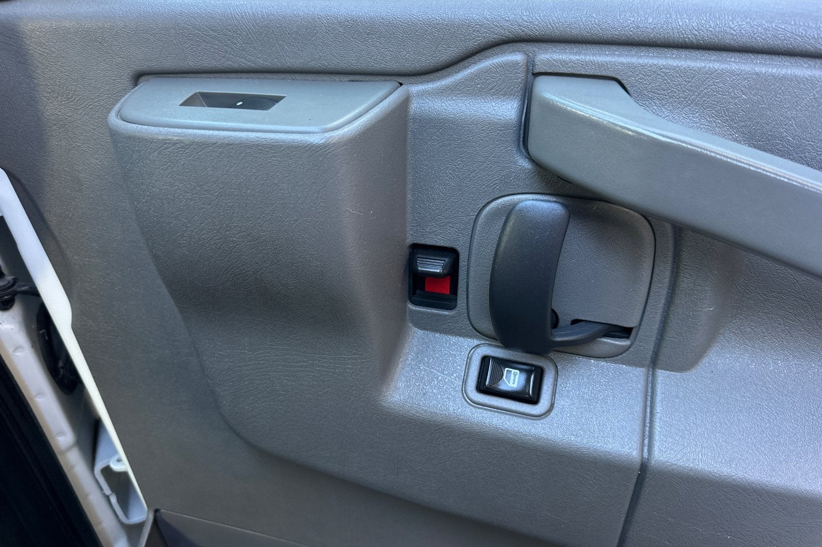 2019 Chevrolet Express Passenger 3500 LT