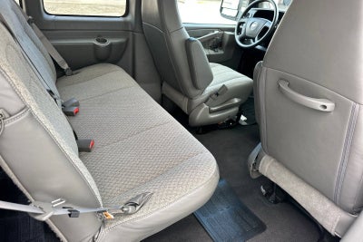 2025 Chevrolet Express Passenger 1LT
