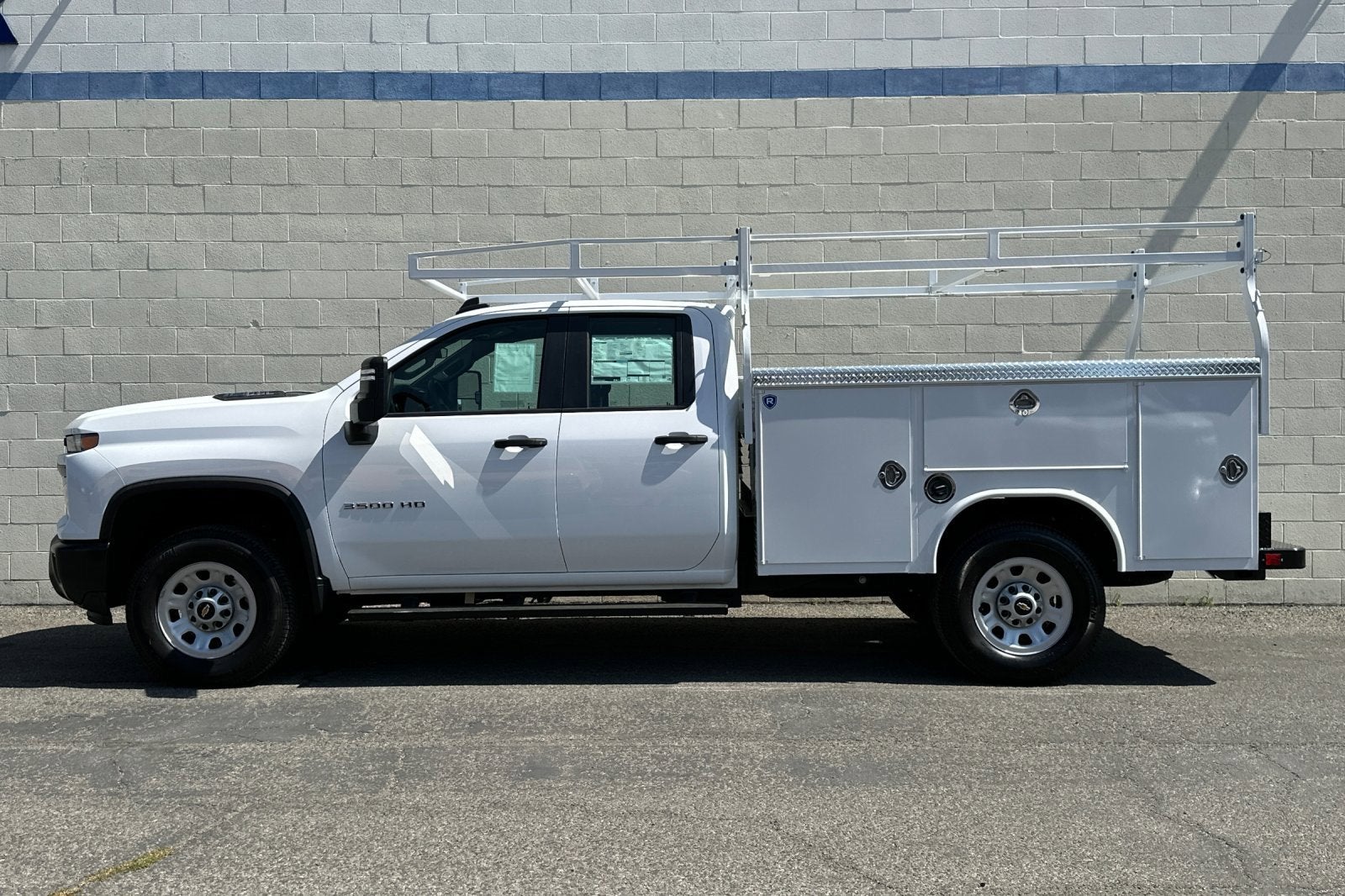 2025 Chevrolet Silverado 3500 HD WT
