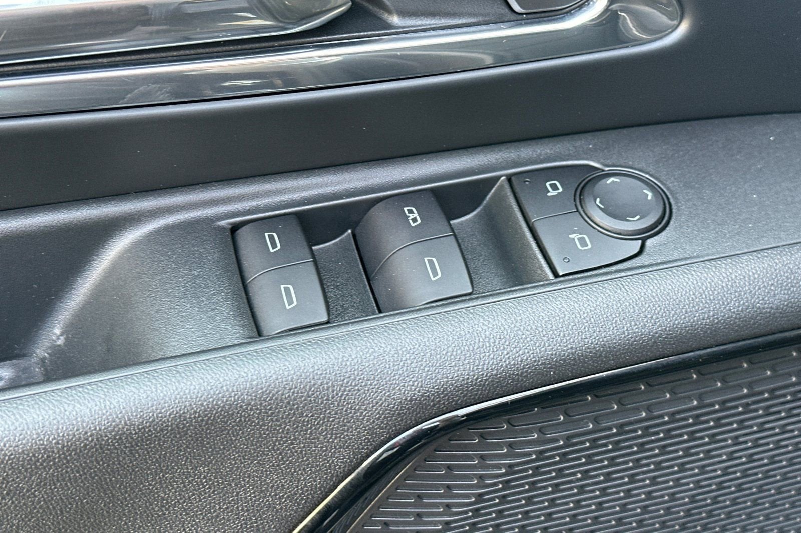 2026 Chevrolet Silverado EV LT - Standard Range