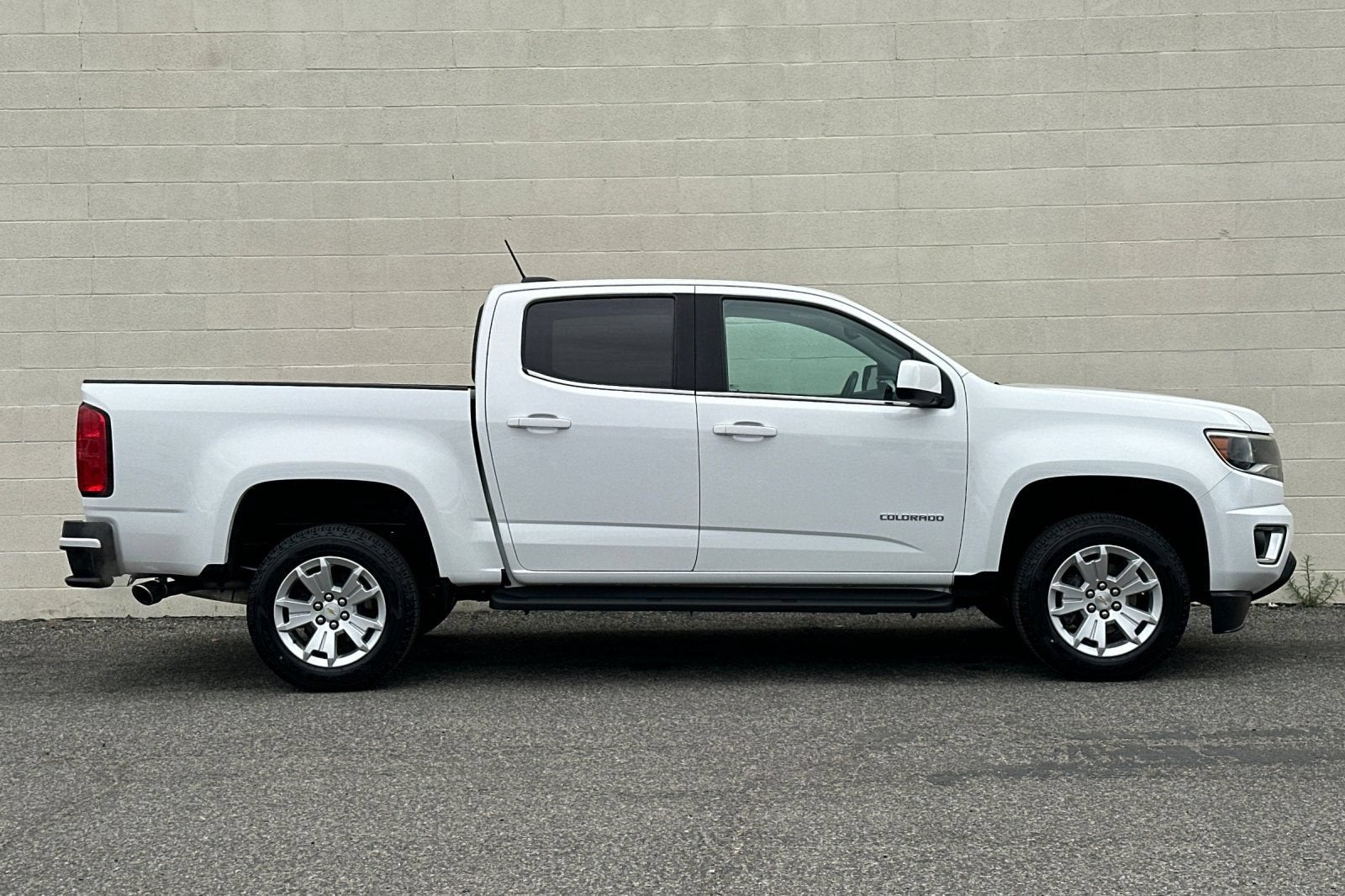 2017 Chevrolet Colorado 2WD LT