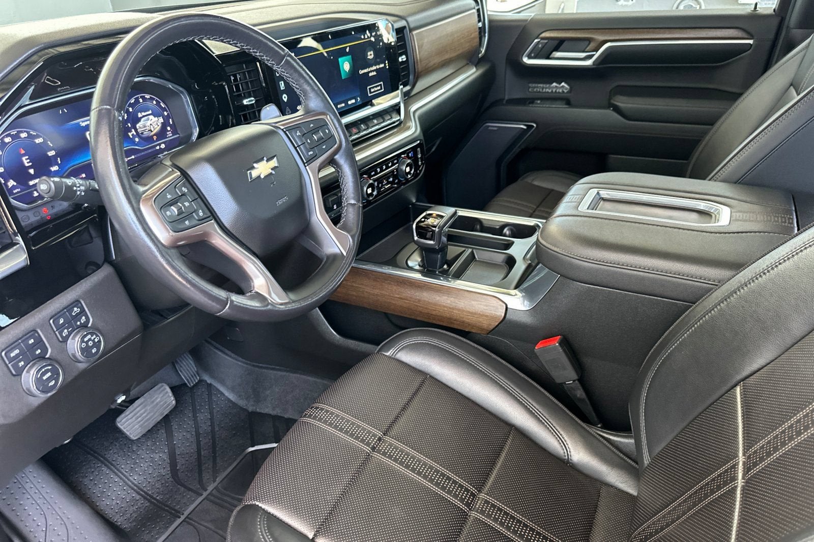 2022 Chevrolet Silverado 1500 High Country