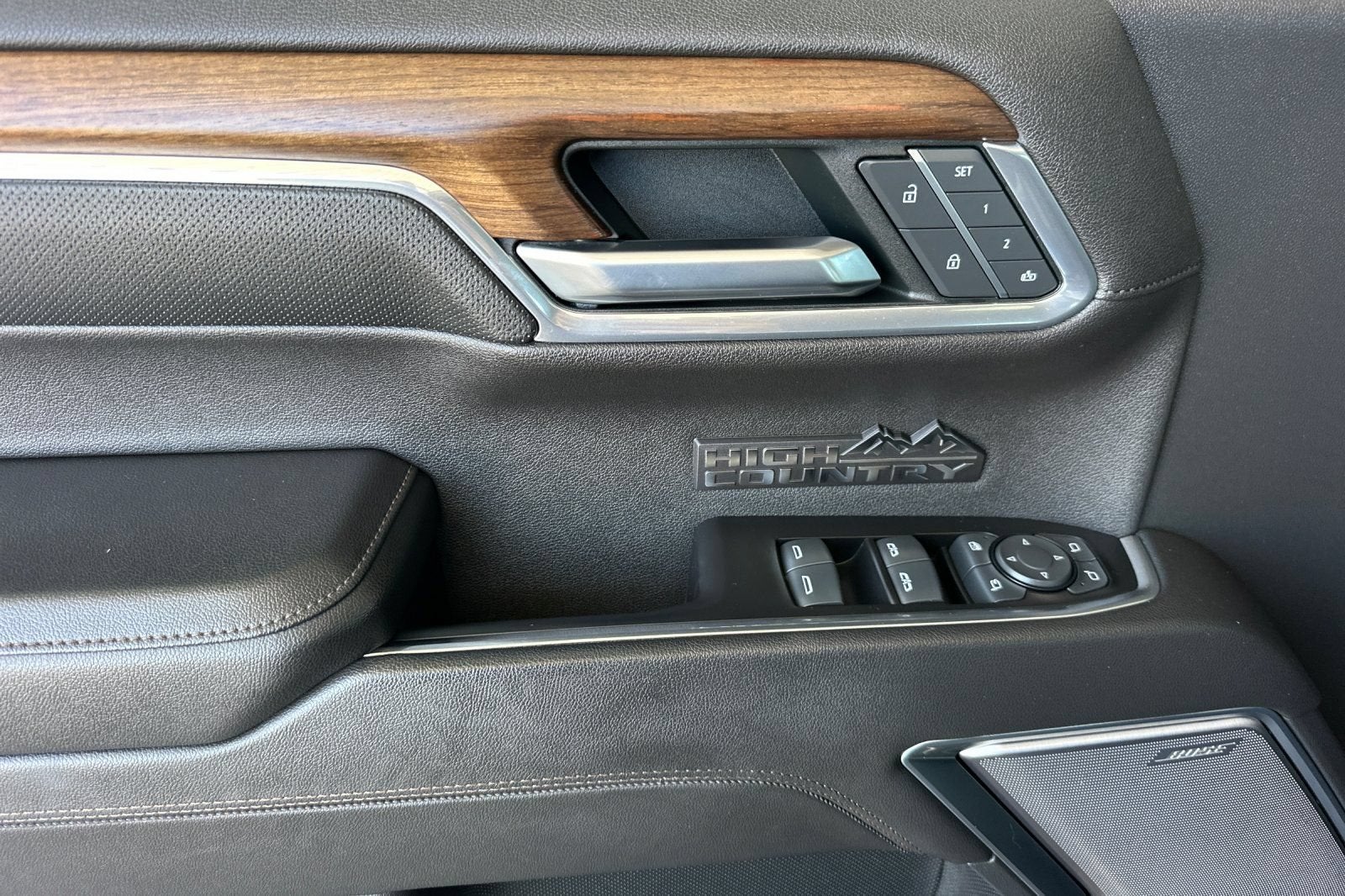 2022 Chevrolet Silverado 1500 High Country