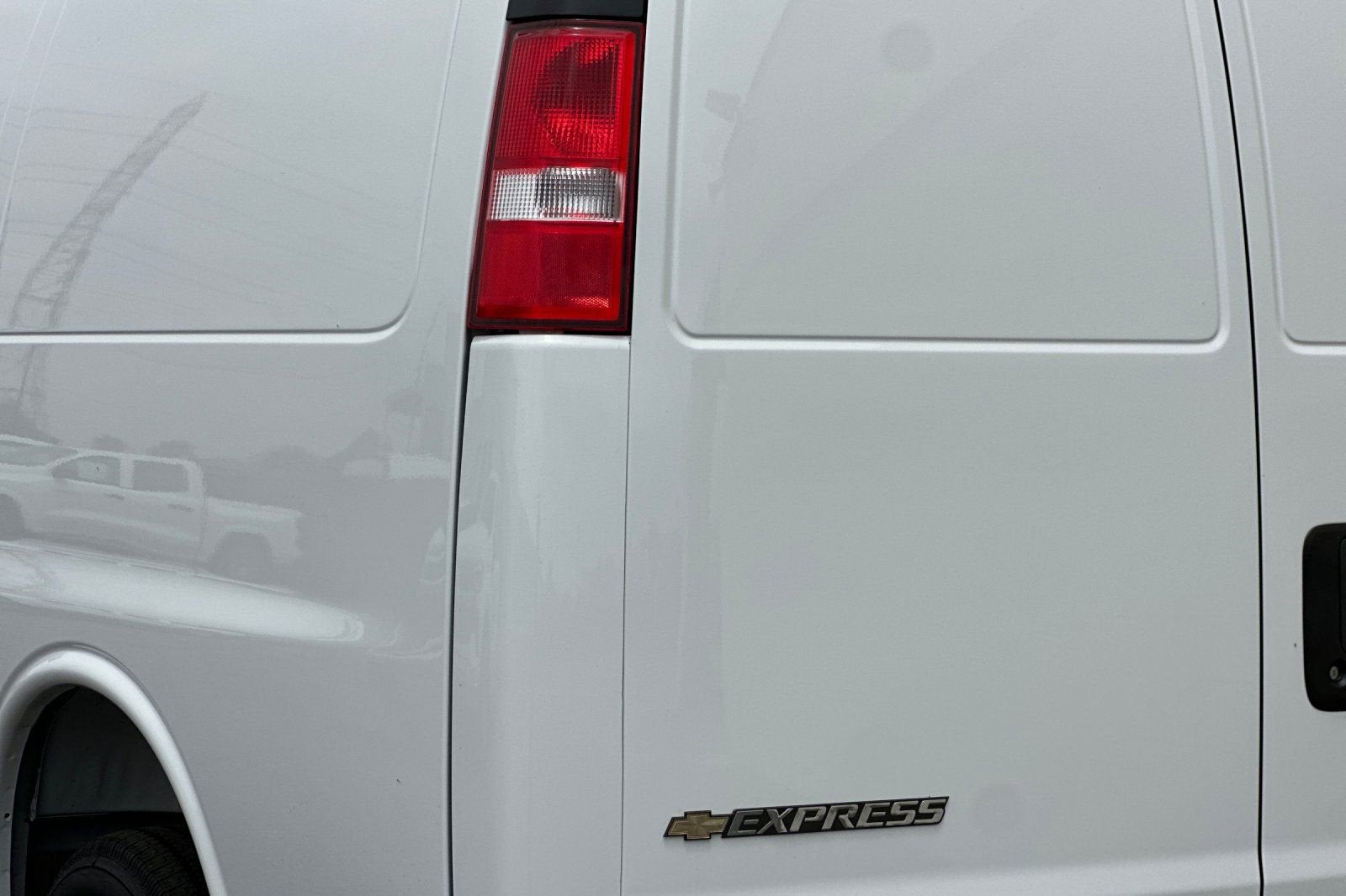 2026 Chevrolet Express Cargo WT