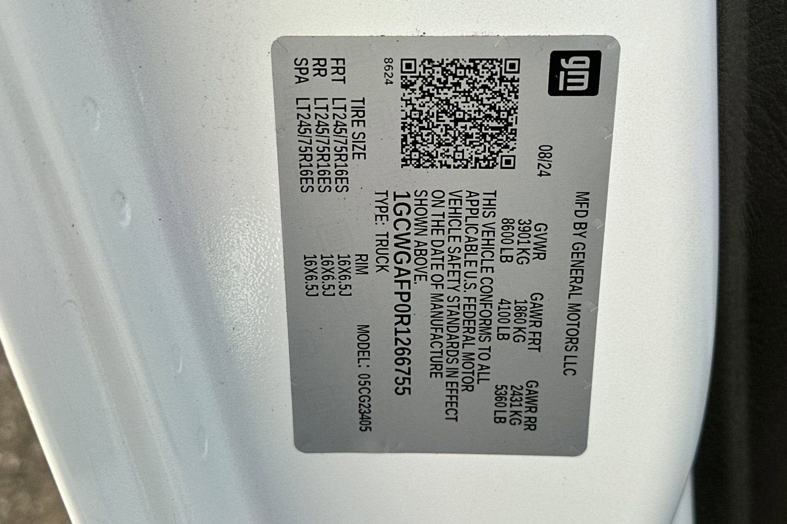 2024 Chevrolet Express Cargo 2500 WT