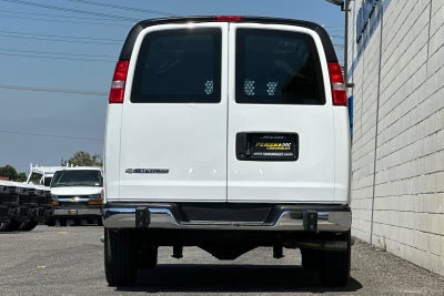 2025 Chevrolet Express Cargo WT