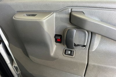 2025 GMC Savana Passenger LT