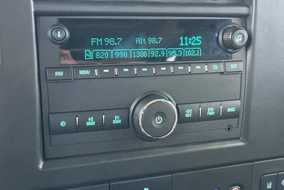 2025 GMC Savana Passenger LT