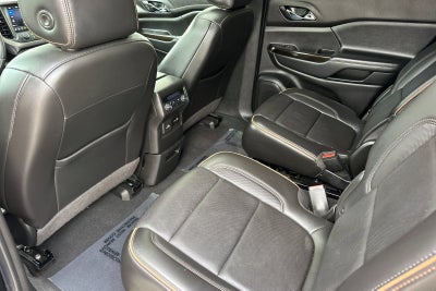 2021 GMC Acadia AT4
