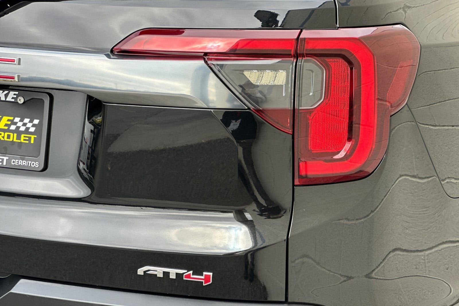 2021 GMC Acadia AT4
