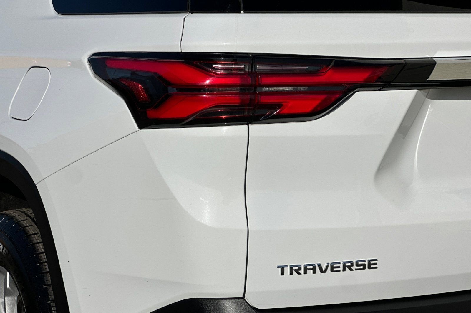 2023 Chevrolet Traverse LS